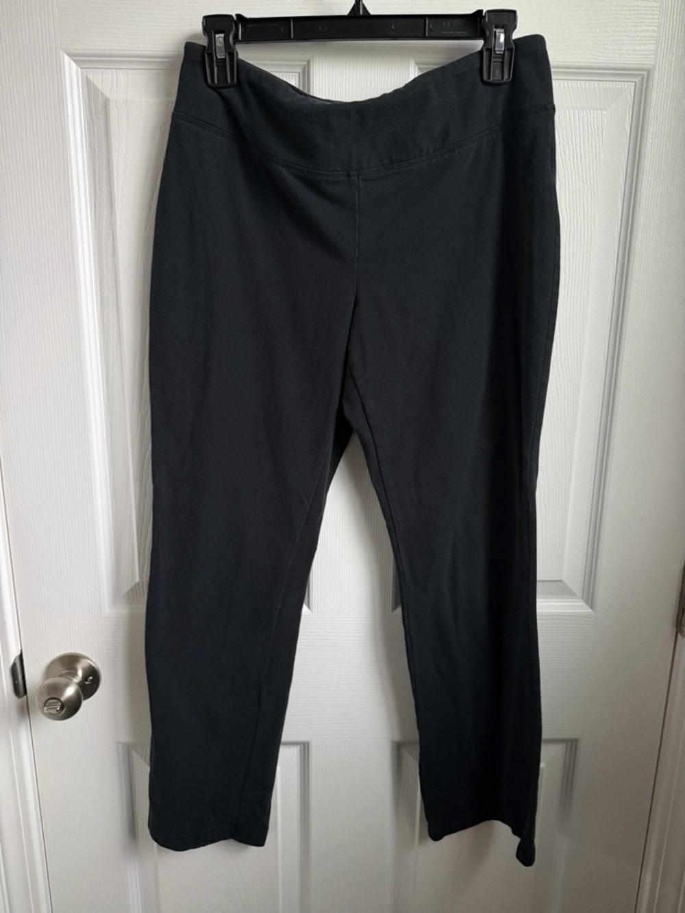 Style & Co woman’s black petite leggings
